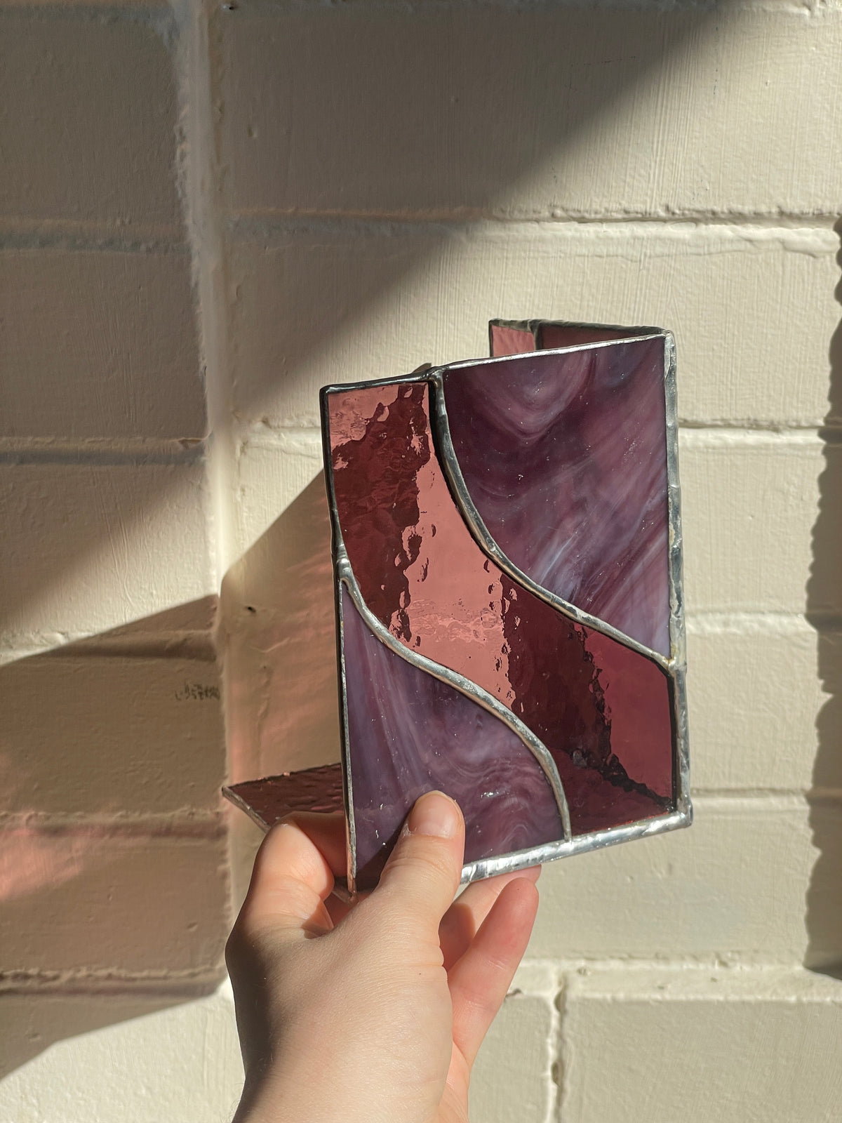 Amethyst Wave Corner Candle Holder